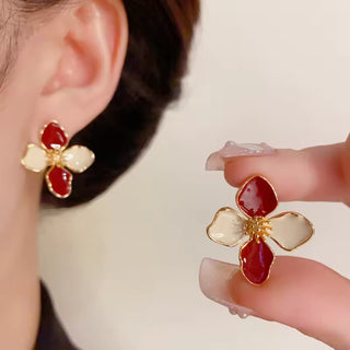Fashion Korean Women Retro Drip Glaze Red Flower Earrings Women for Delicate Earrings Luxury Couple Engagement Jewelry Gift