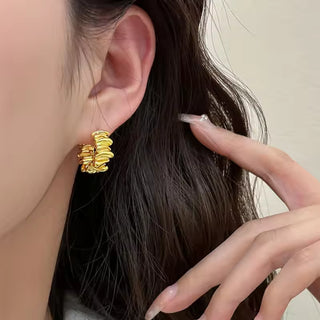 2 Pairs Simple Irregular Geometric Earring Set For Women's Exquisite Wavy Round Hoop Earrings Fashion Metal Ear Accessories