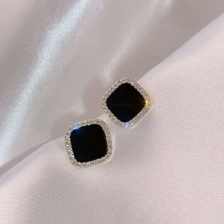 Black Square Earrings – Stylish Step Square Design for Women